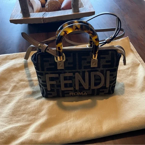Fendi Black and Brown Women's Bag - Picture 2 of 12